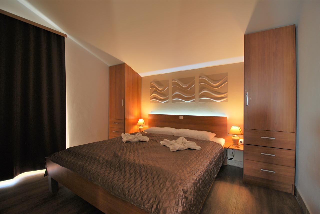 Nautica Apartments Betina  Exterior foto