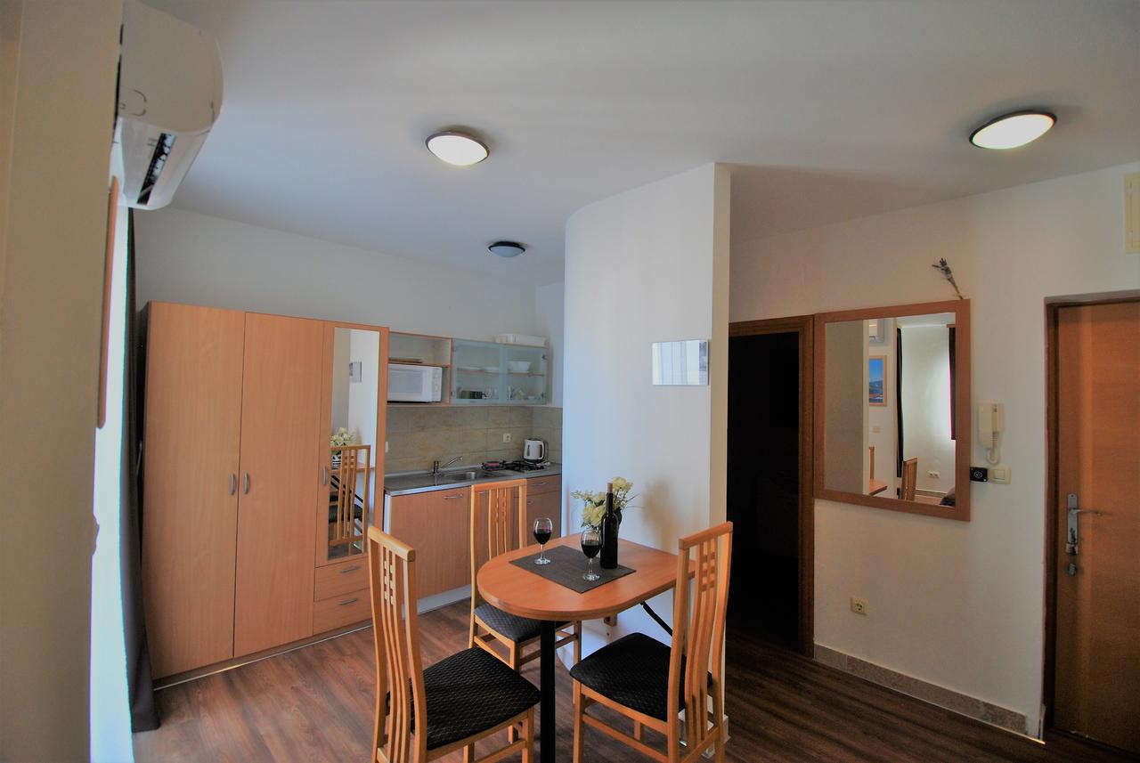 Nautica Apartments Betina  Exterior foto